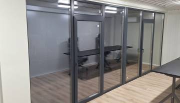 Showroom 004.jpg